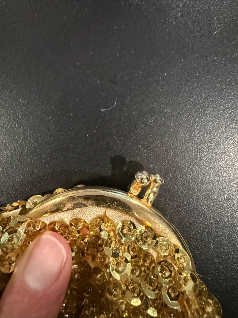 The Cutest Gold Sequin Beaded Coin Purse with Flower Accents - Picture 3 of 4